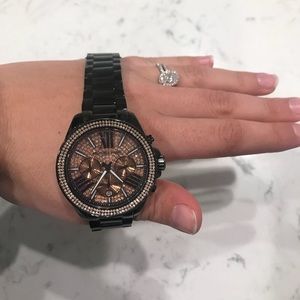 BLACK/ROSE GOLD MICHAEL KORS WATCH